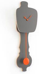 KLOQ Kleine design wandklok met slinger in steen grijs & neon oranje